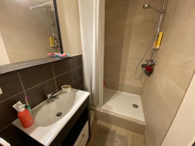 location IDEALE pour STAGIAIRE, JEUNE ACTIF ve ou DOCTORANT e