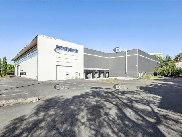 Location immeuble d'activité Romainville Métro ligne 5 à 2 min
