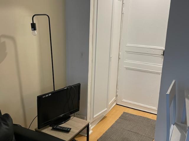 Location immobilière par particulier, Paris 06, type studio, 18m²