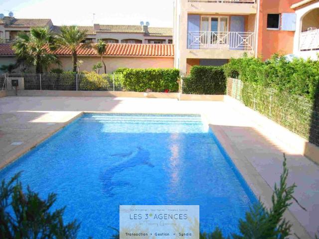 Location JOLIE T2 MEUBLE RESIDENCE AVEC PISCINE PARKING | Les 3 Agences