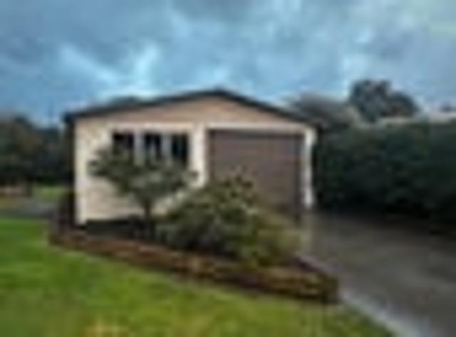 LOCATION LEPPERTON!