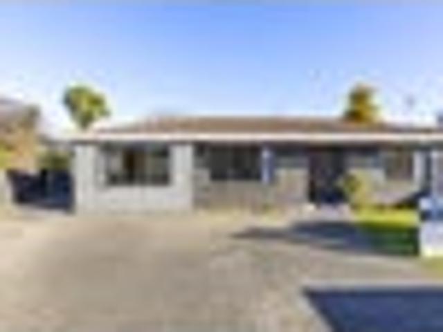 Location, lifestyle and easy care living