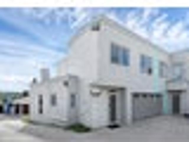 Location Lifestyle & Space Your New Home Awaits