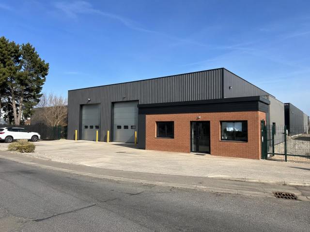 Location local commercial Argenteuil proche axes autoroutiers