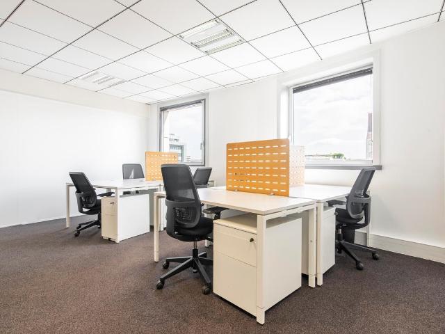 Location local commercial Levallois Perret Proche gare du Nord