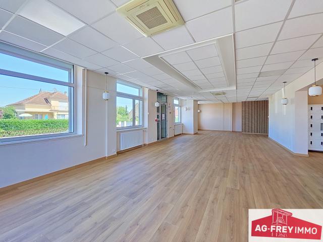 LOCATION local commercial: PULVERSHEIM