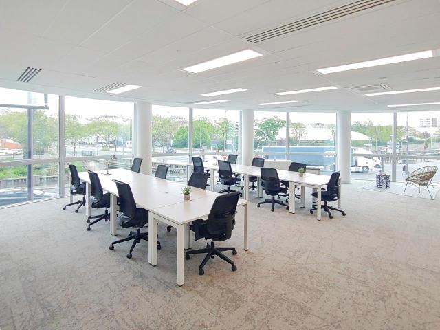 Location local commercial Paris 14 Porte d'Orléans