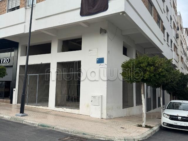 Location Local Commercial 59 m² en face du Stade