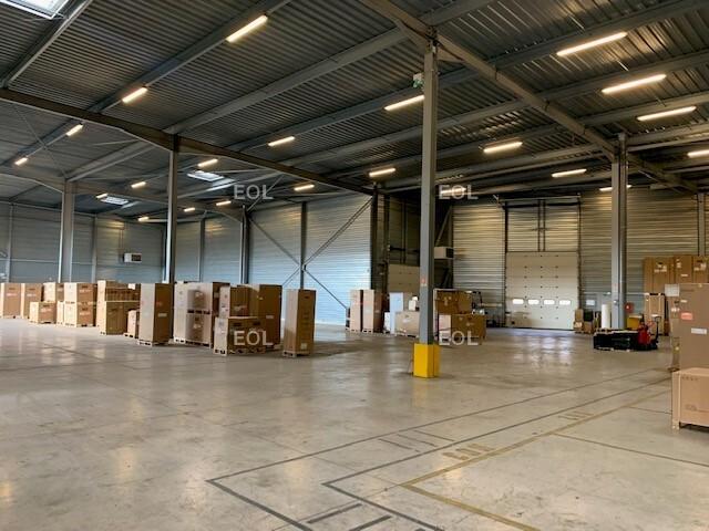 Location local d'activité Combs la Ville Proche N104 A5
