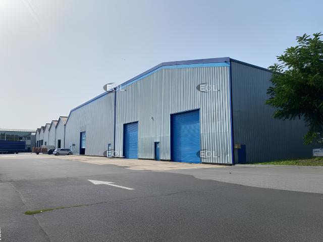 Location local d'activité Corbeil Essonnes Proche A6 et RER D