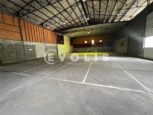 Location local d'activité Cheptainville Accès gros porteur