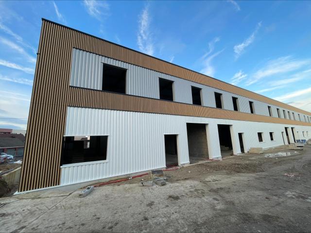 Location local d'activité Asnières sur Oise Bureaux inclus