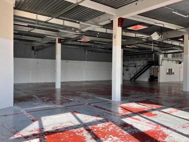 Location local d'activité Aubervilliers Proche métro 7
