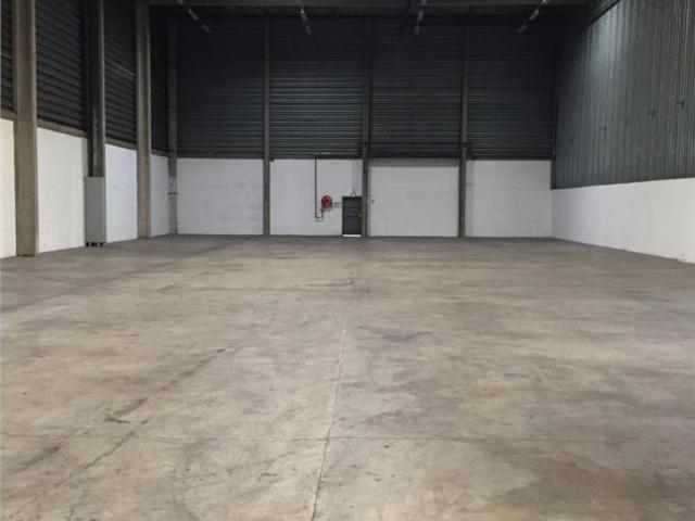 Location local d'activité Aulnay sous Bois Proche A1 A3 et RER B