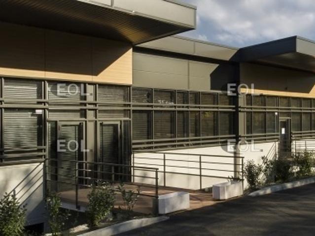 Location local d'activité Boissettes Proche A4 et RER A