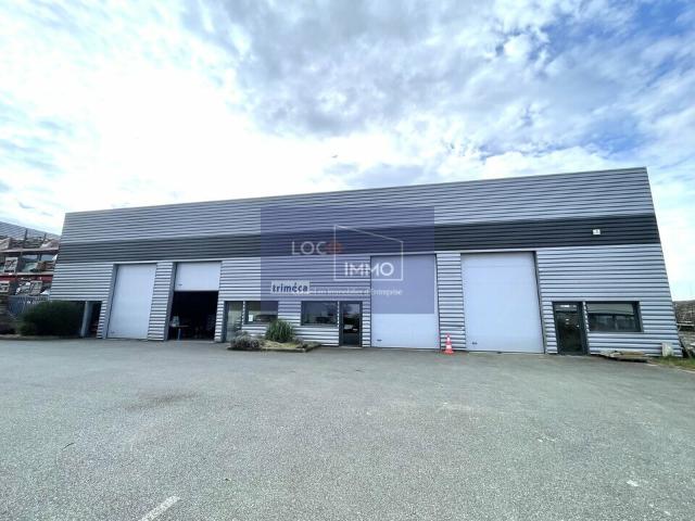 Location local d'activité Bassens Accès A10 et rocade