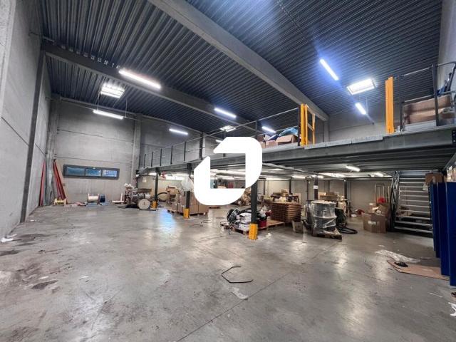 Location local d'activité Bussy Saint Georges Proche RER et A4