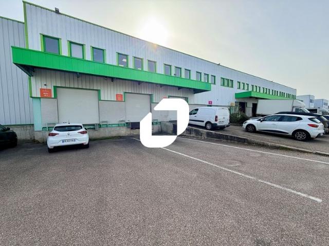 Location local d'activité Genas Accès direct A46 Rocade Est
