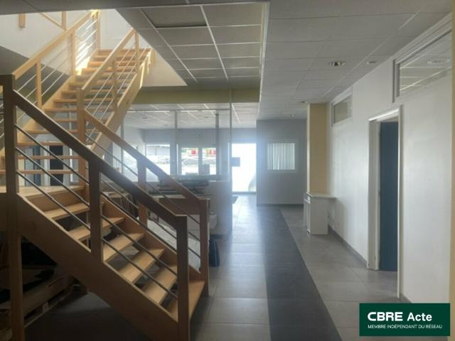 Location local d'activité Dombasle sur Meurthe Accès A33