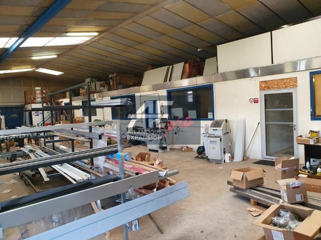Location local d'activité Drefféac Pont roulant 5T inclus