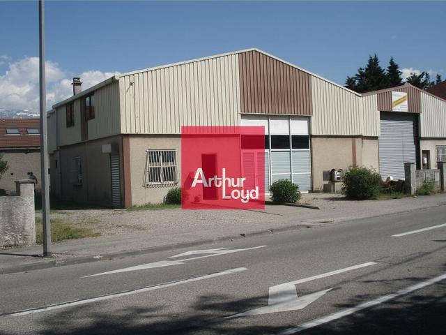 Location local d'activité Échirolles Double accès sectionnel