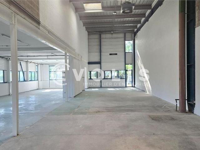Location local d'activité Fresnes Proche A6b A86