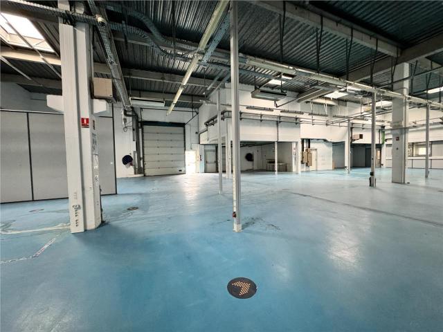 Location local d'activité Ivry sur Seine Métro Mairie d'Ivry