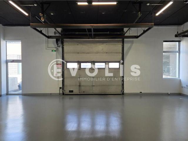 Location local d'activité Ivry sur Seine Paryseine 3