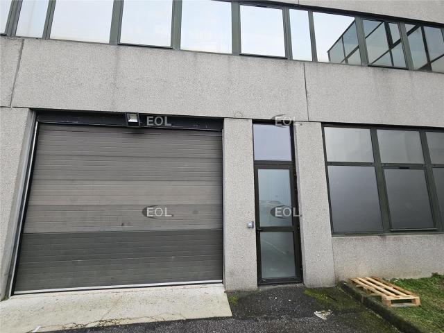 Location local d'activité Ivry sur Seine Proche métro & RER