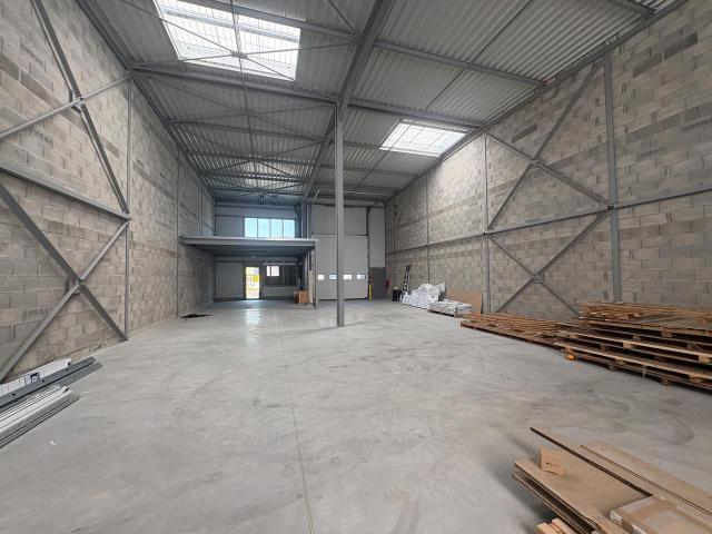 Location local d'activité Oullins Pierre Bénite Proche A7