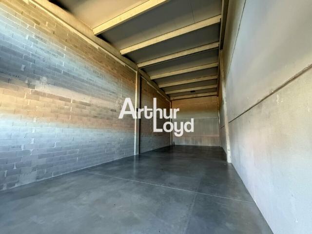 Location local d'activité La Motte Hauteur >7m Bâtiment neuf 2026