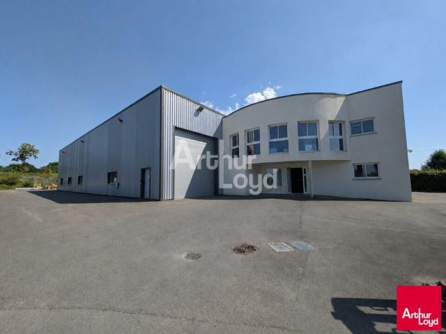 Location local d'activité La Mézière Accès direct RN137