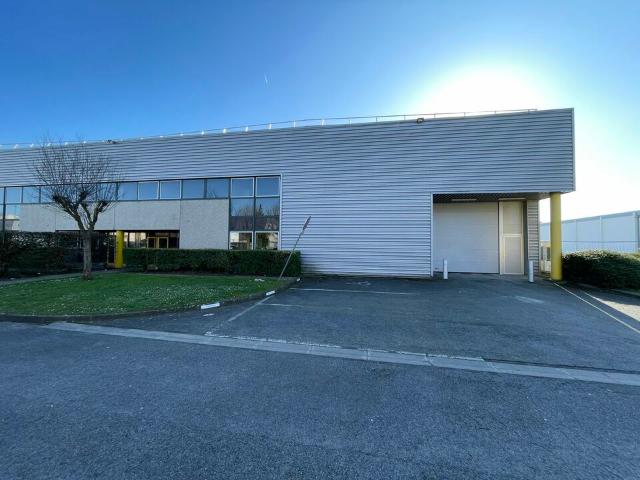 Location local d'activité Le Mesnil Amelot Proche Roissy et A1