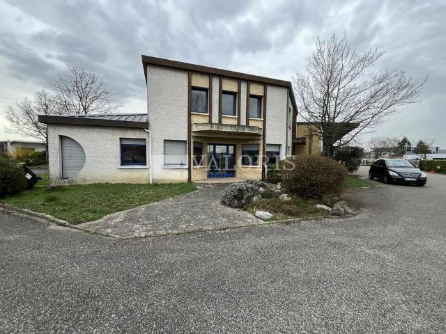 Location local d'activité Lentilly Proche A89 et RN7