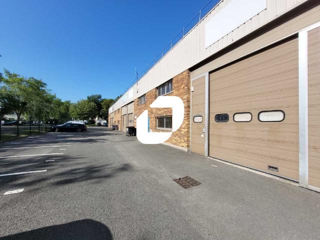 Location local d'activité Lisses Proche A6 et N104