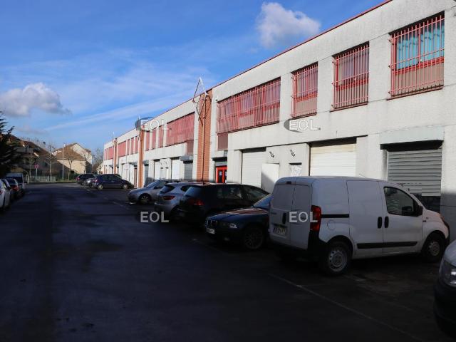 Location local d'activité Lisses Proche A6, N104 et RER D