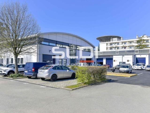 Location local d'activité Lyon 9 Proche A6 et transports