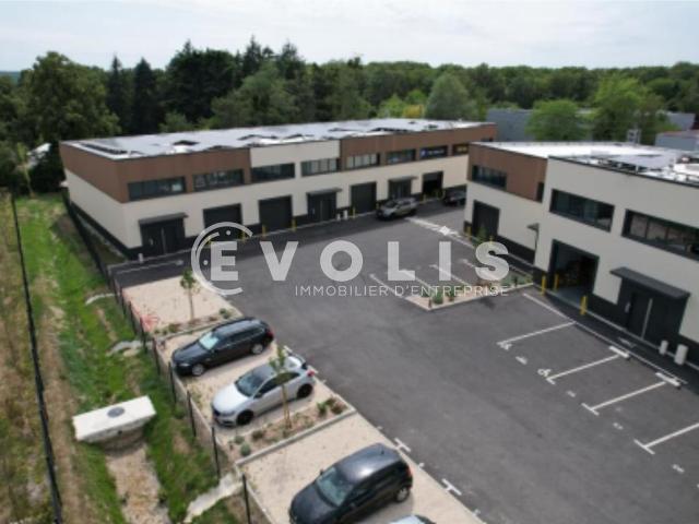 Location local d'activité Marcoussis Proche N118 et A6