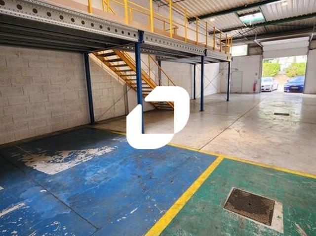 Location local d'activité Marolles en Brie Proche N19 N104
