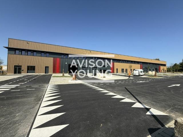 Location local d'activité Mitry Mory Entre N2 et Francilienne