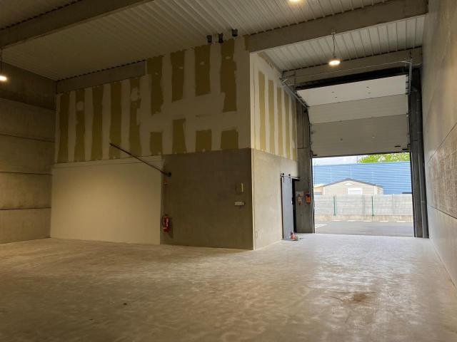 Location local d'activité Mios Zone Masquet 224 m²