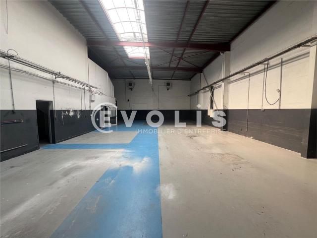 Location local d'activité Neuilly Plaisance Proche A86 A4 A3