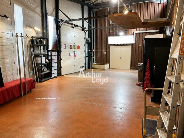 Location local d'activité Nemours Angle de rue Proche A6
