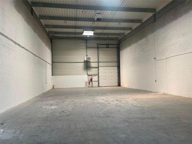 Location local d'activité Stains Accès A1 A86 N1