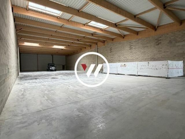 Location local d'activité Puiseux en France Proche N104 et A1 A3
