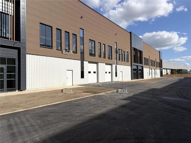 Location local d'activité Wissous Proche A6 A10 et RER C