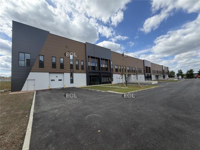 Location local d'activité Wissous Proche A6 A10 et RER C