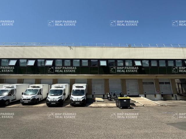 Location local d'activité Vitry sur Seine Proche transports