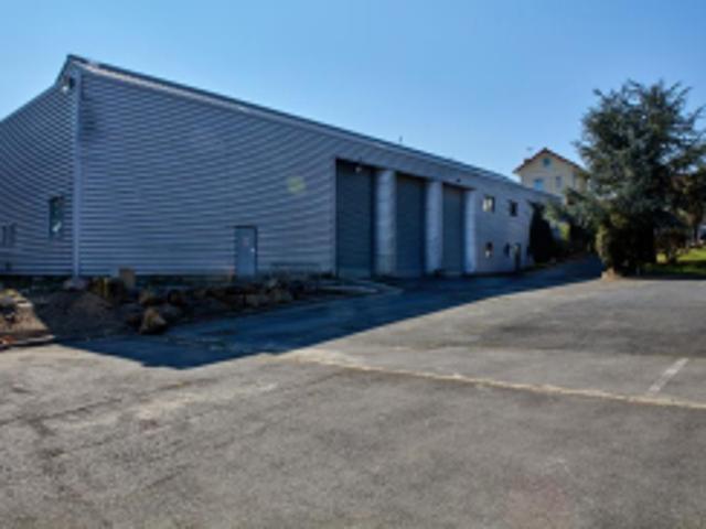 Location local d'activité Villeneuve le Roi Parcelle 7 270 m²