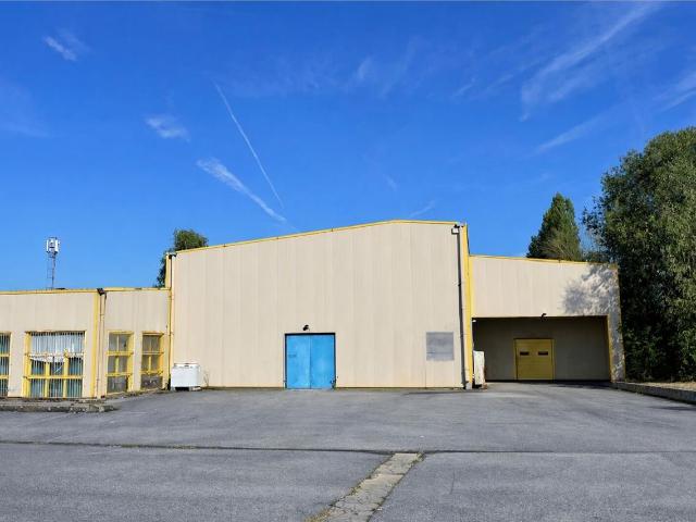 Location local d'activité Villers Cotterêts Proche RN2 et Roissy